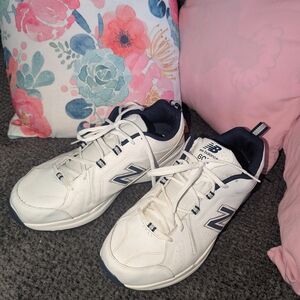 ⚡New Balance White and Black Sneakers 608 Mens 12 4E